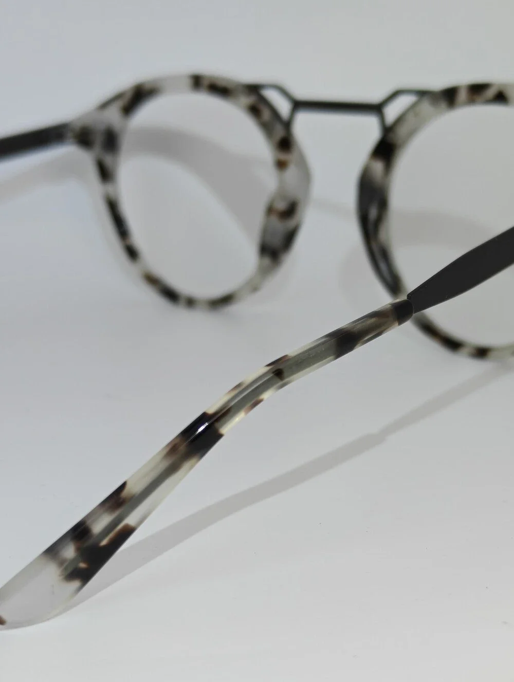 Trekker. Round Tortoiseshell Metal-Bridge Eyeglasses - Gray/Black